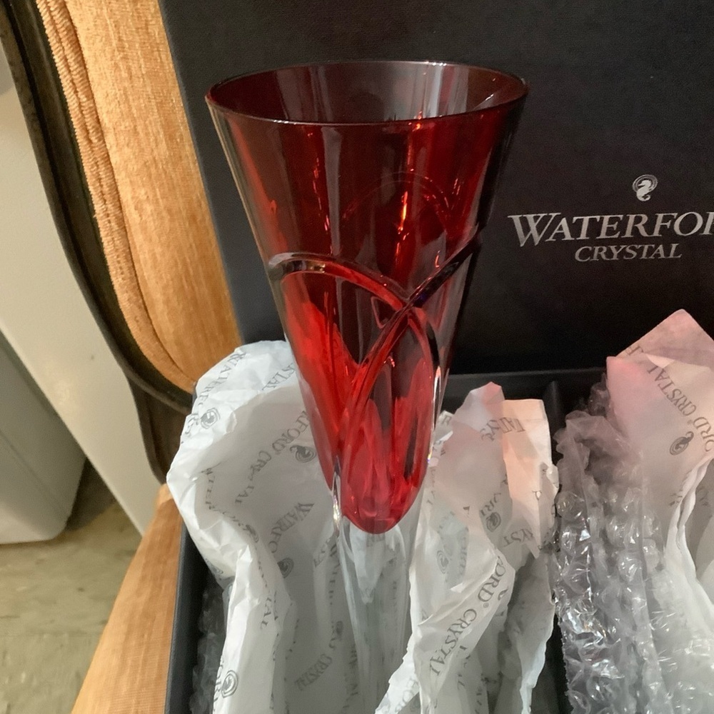 Pair of Waterford Crimson Ruby Red Champagne Flutes 11 w/Cut Heart Love Romance - Picture 2 of 13